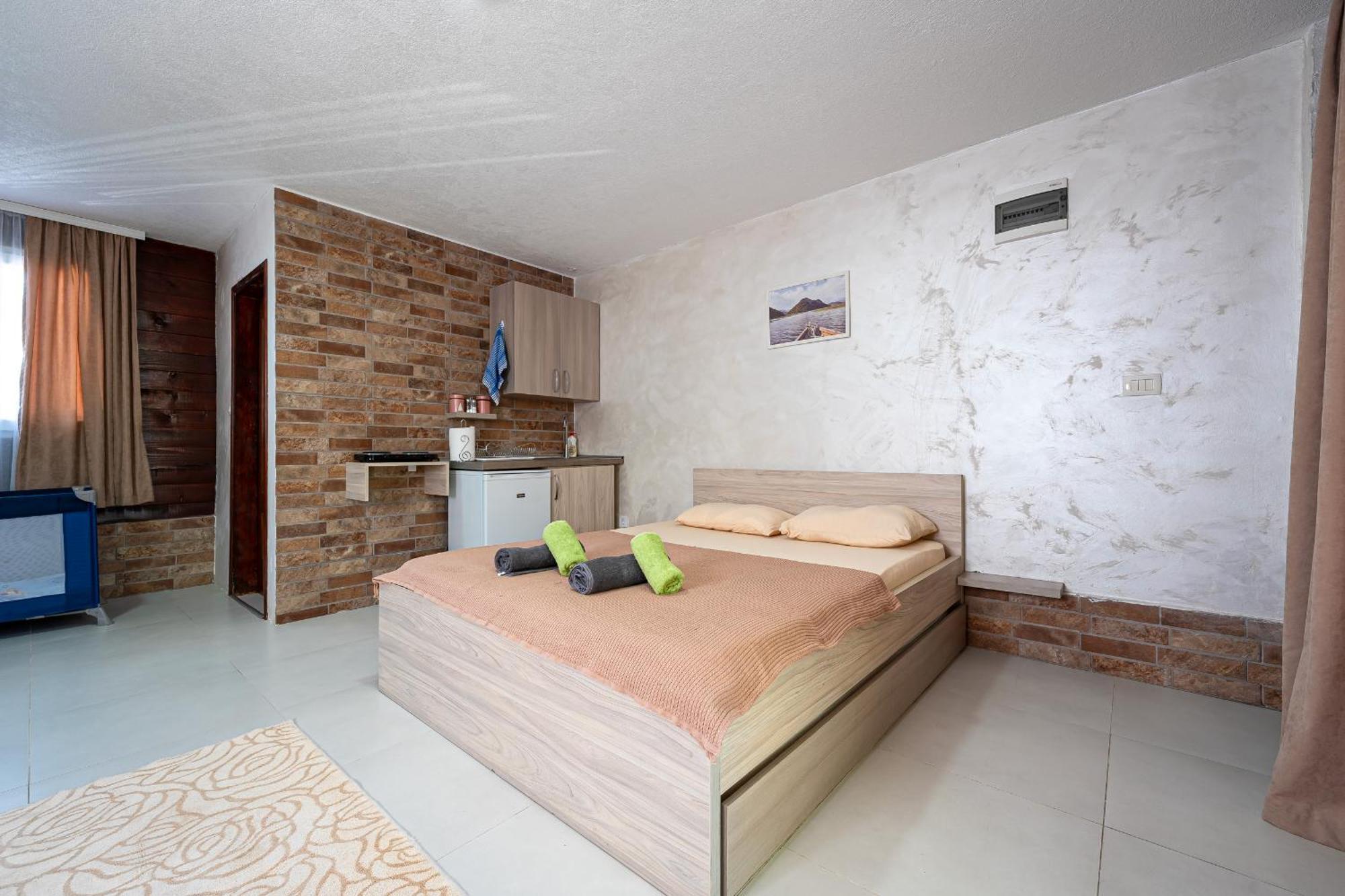 Apartments Obala 波德戈里察 外观 照片